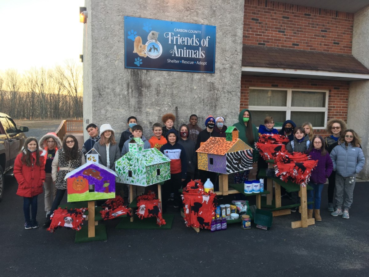 SHINE Students Donate to Animal Shelter